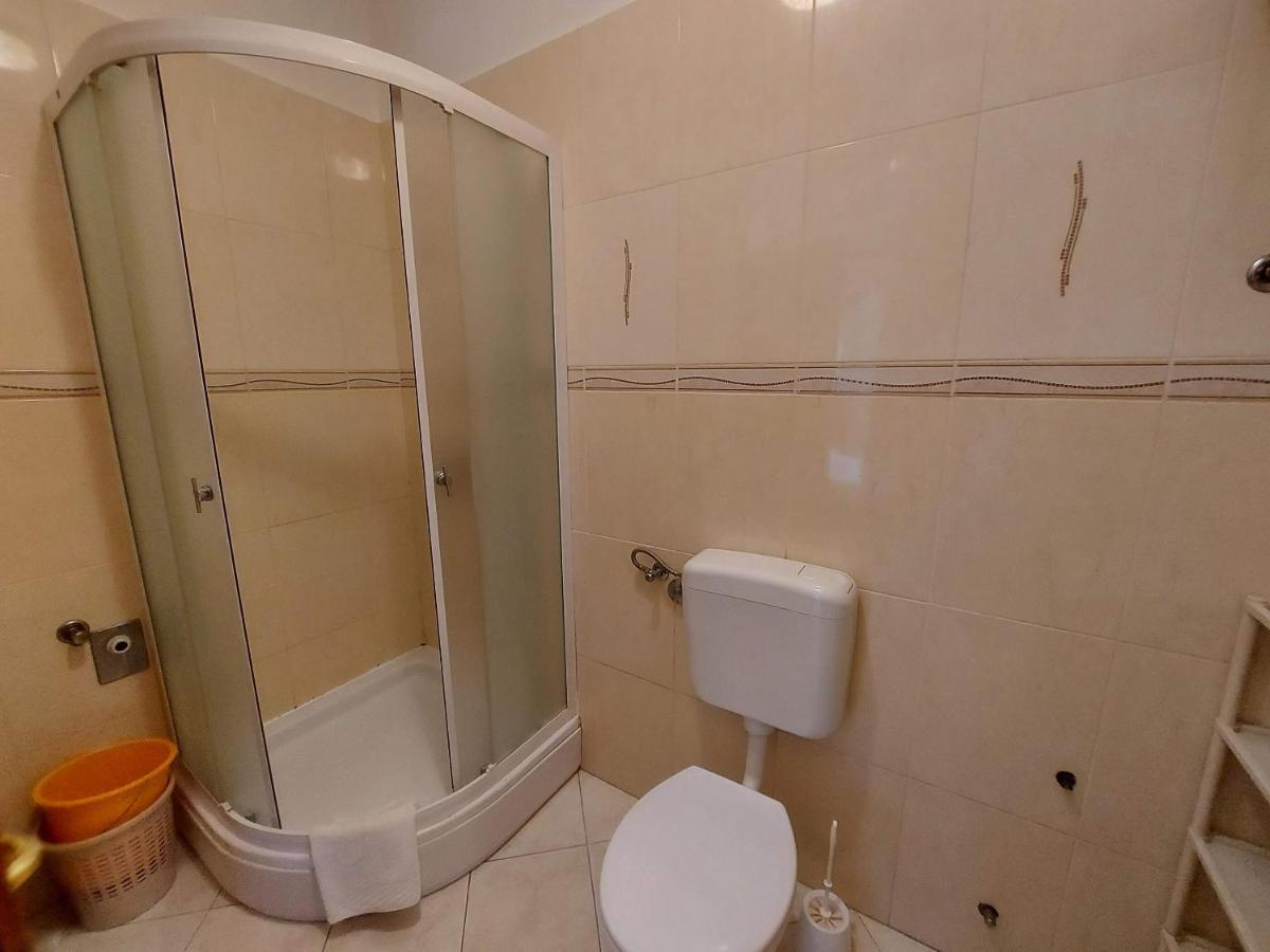 Apartments Fam Tomasic باشْكا المظهر الخارجي الصورة