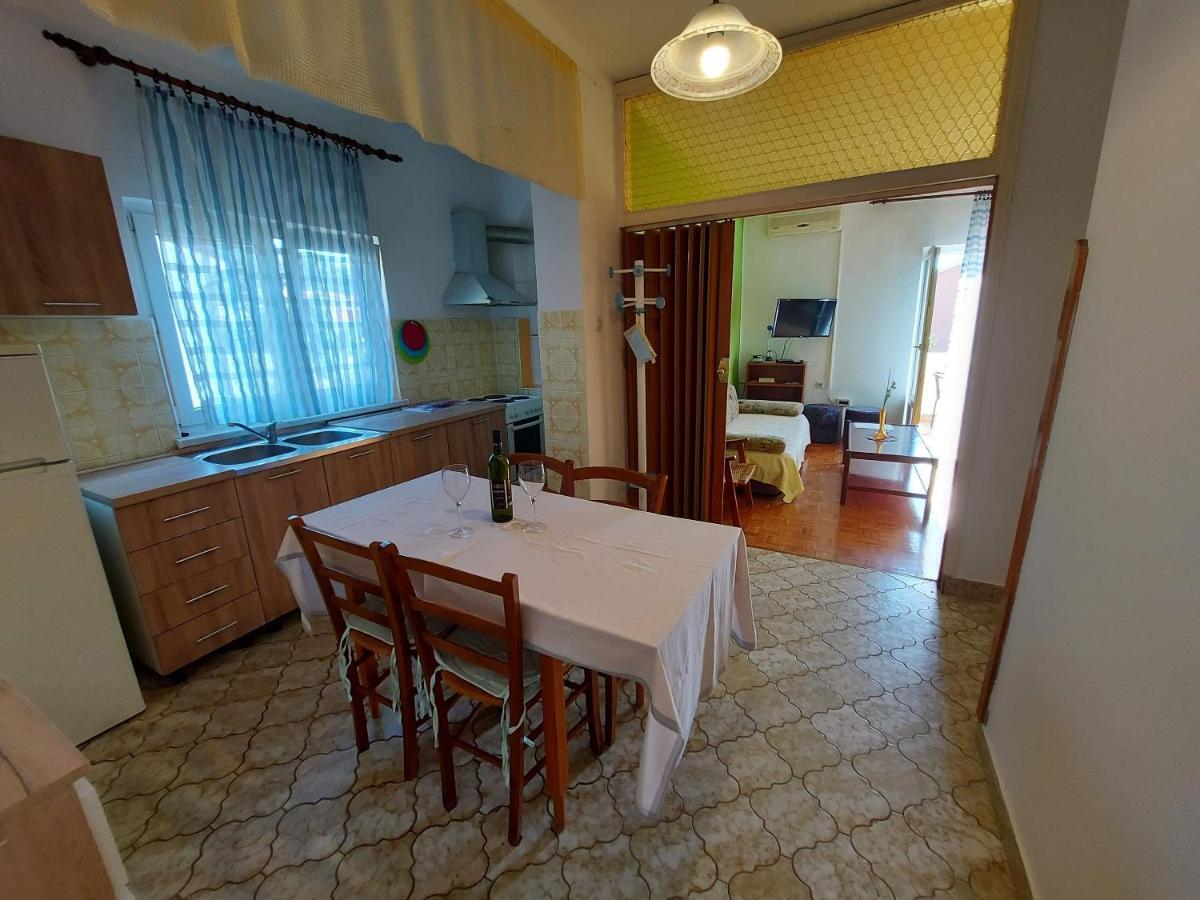 Apartments Fam Tomasic باشْكا المظهر الخارجي الصورة