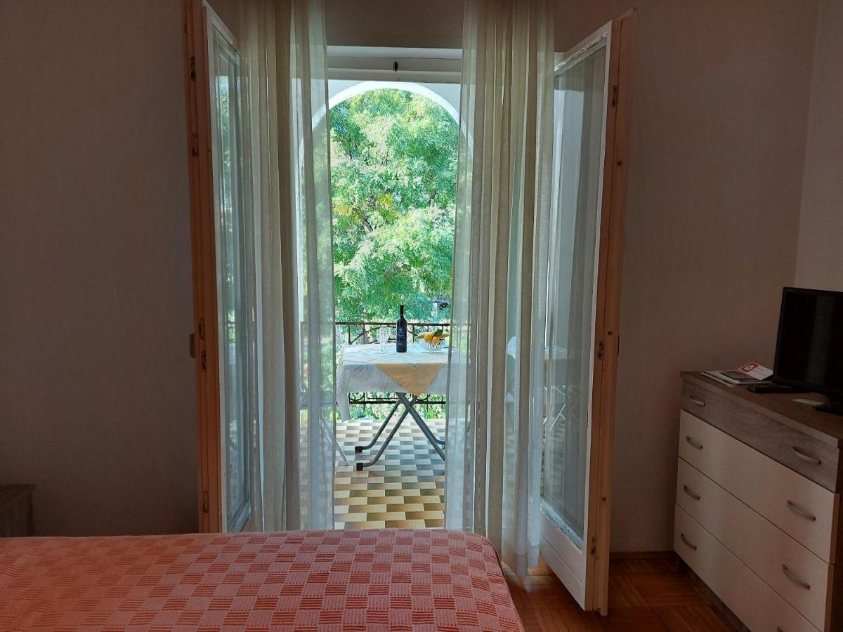 Apartments Fam Tomasic باشْكا المظهر الخارجي الصورة